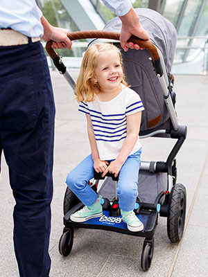 BuggyBoard Maxi+ sitting kid